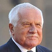 Beseda a autogramiáda s Václavem Klausem v brněnské Olympii