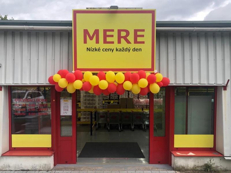 Řetězec Mere otevřel své prodejny v Česku. Je levnější než Lidl a Penny
