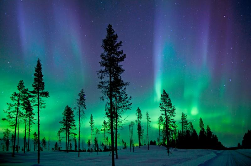 Nebeská show nad Českem: Polární záře bude vidět i dnes večer! Kde máte největší šanci ji spatřit?