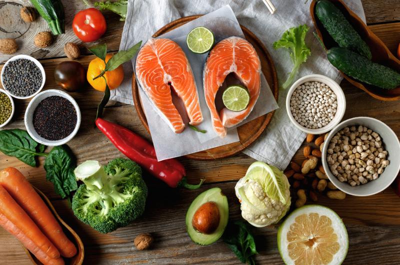 Co jíst pro zdravé srdce po čtyřicítce: Potraviny, které opravdu pomáhají