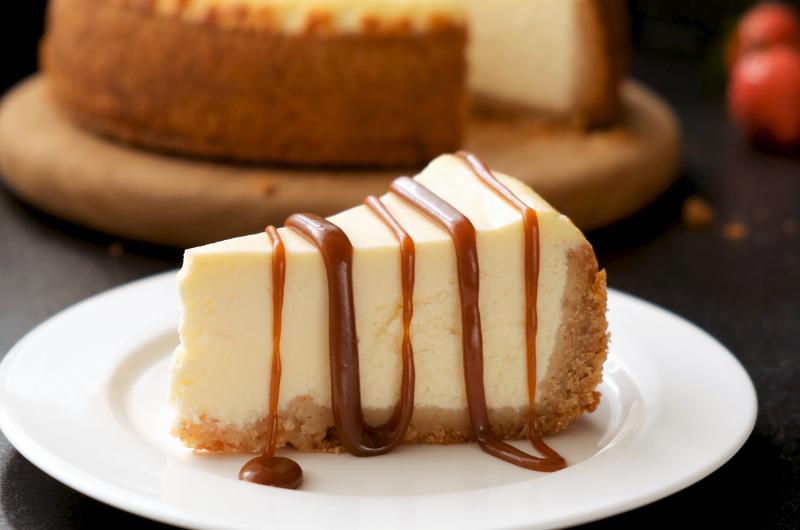 Krémový cheesecake bez vajec, oleje a pečení? Tenhle dezert mizí ze stolů rychlostí blesku
