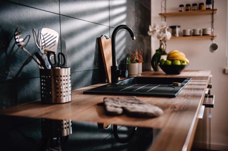 V kuchyni je používáte denně. Přesto mohou být skrytým rizikem pro vaše zdraví