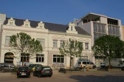 Obchodní a zábavní centrum Zlaté jablko - 