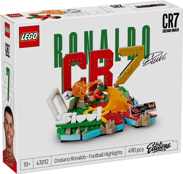 LEGO Cristiano Ronaldo - Hvězdné momenty fotbalu 43012