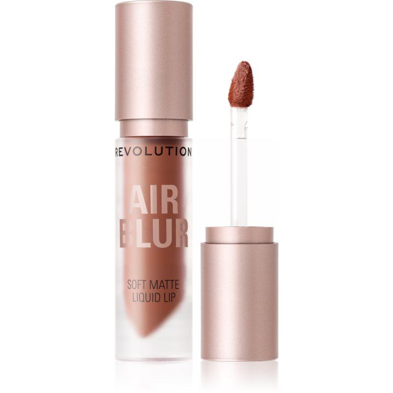 Makeup Revolution Air Blur Liquid Lipstick lehká tekutá matná rtěnka odstín Fawn 3.5 ml