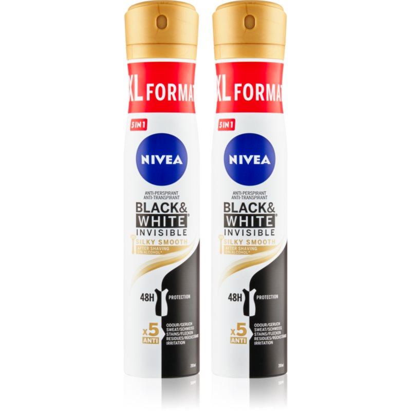 NIVEA Black & White Invisible Silky Smooth antiperspirant ve spreji výhodné balení