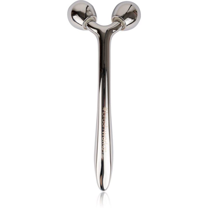 Brushworks Face Sculpting Zinc Roller masážní váleček na obličej 1 ks