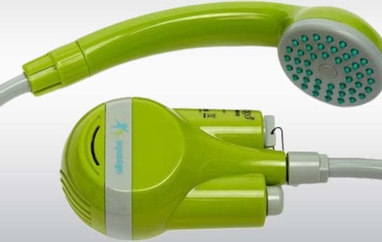 Sprcha pro kemping / cestování Aqua2go - vestavěný Li-Ion akumulátor / 180cm hadice / příslušenství