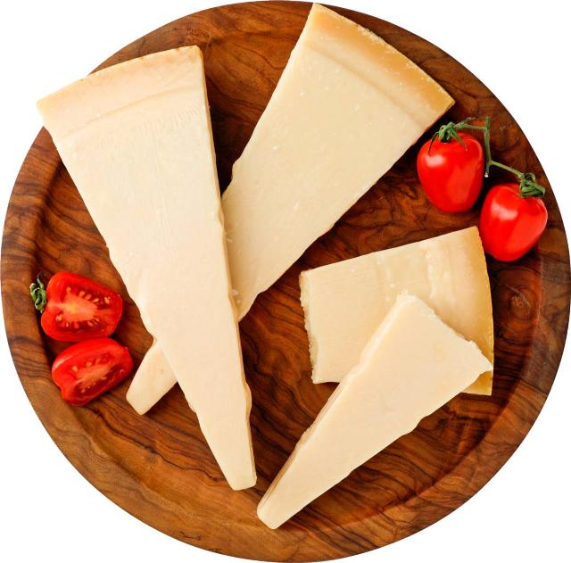 Parmigiano Reggiano Tvrdý polotučný sýr DOP 12 měsíců
