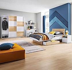 Pokoj pro mladé - šatní skříň