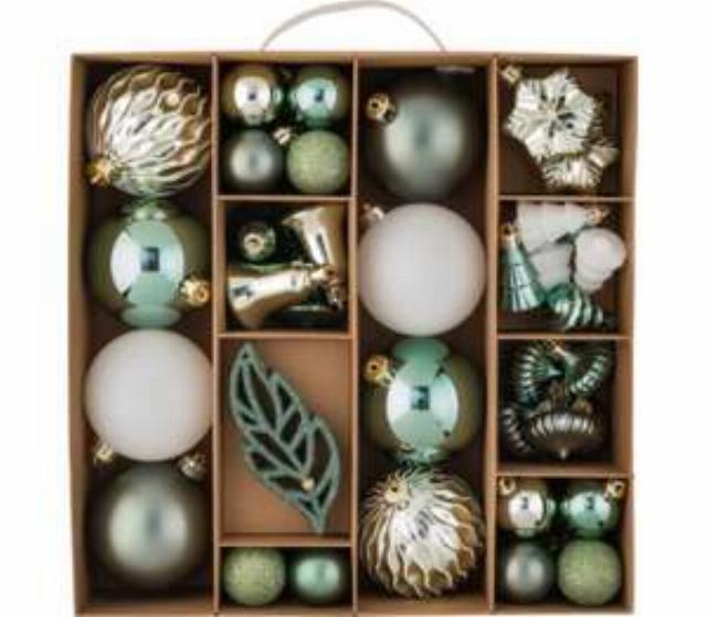 LIV & BO Ozdoby 51kusů zelené