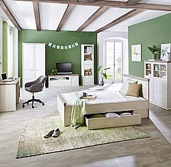 Pokoj pro mladé - vysoká komoda