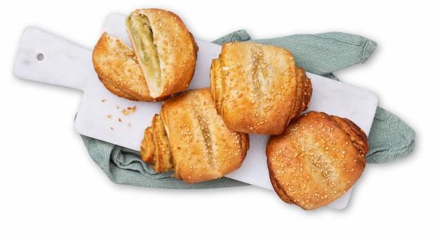 Rolka s pistáciovým krémem