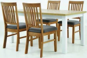 Jídelní stůl MARKSKEL