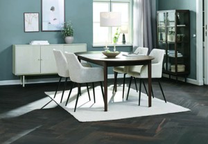 Jídelní stůl MARSTRAND