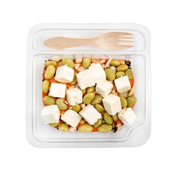 Table foods Salát s quinoou a sýrovými kostičkami & klasický hummus