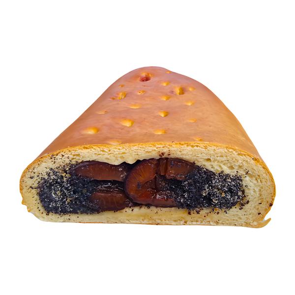 Alrichovo pekařství Závin mák švestka, půlený