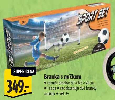 Branka s míčkem